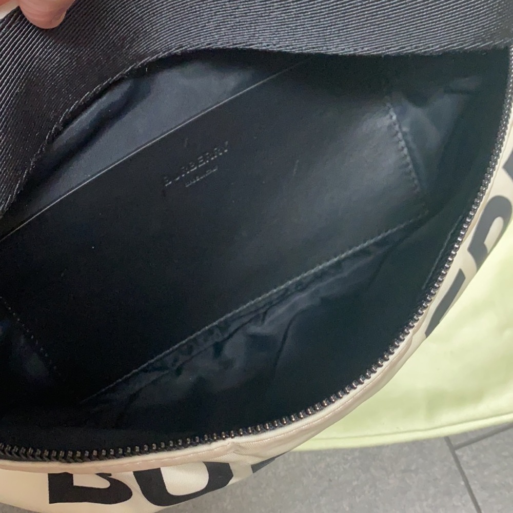 Authentic Burberry Nylon Bumbag - Picture 8 of 10